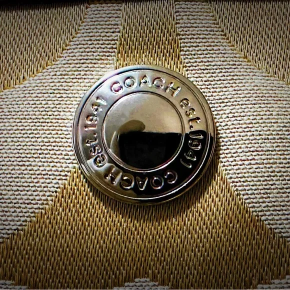 Vintage Y2K Coach Shoulder Bag beige color Shoulder Bag new without tags - Picture 14 of 17